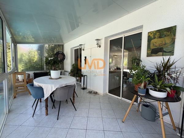Villa T5 92 m2 avec piscine à Baho
