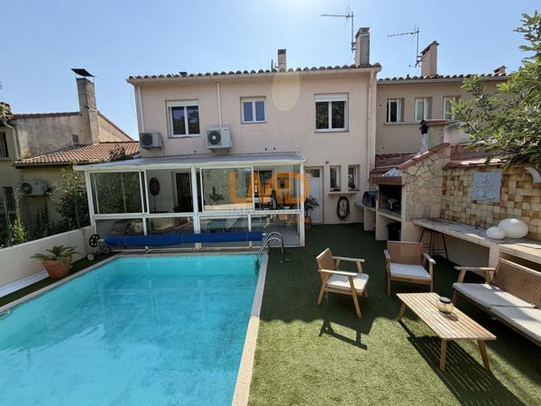 Villa T5 92 m2 avec piscine à Baho