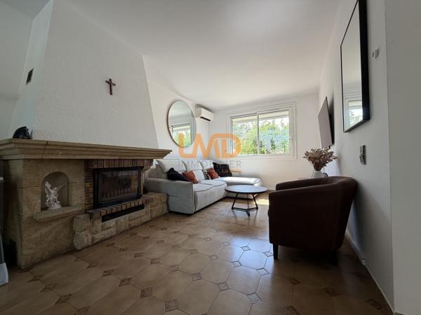 Villa T5 92 m2 avec piscine à Baho