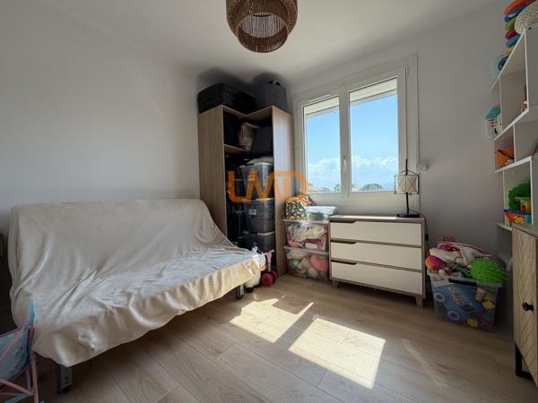 Villa T5 92 m2 avec piscine à Baho
