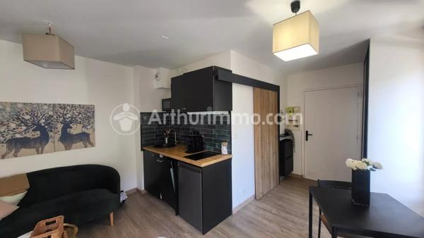 Vente                                                      Appartement
                        
                     1 pièces                      21 m2                     à Fronton