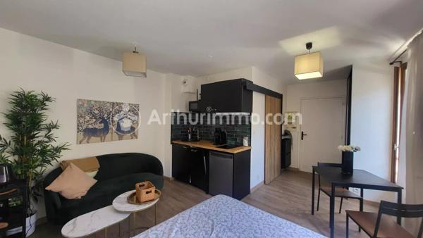 Vente                                                      Appartement
                        
                     1 pièces                      21 m2                     à Fronton