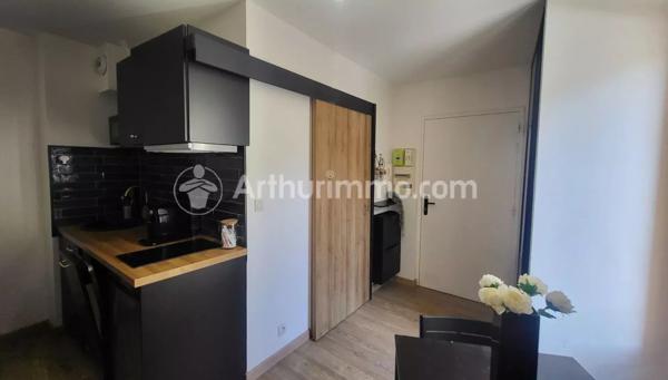Vente                                                      Appartement
                        
                     1 pièces                      21 m2                     à Fronton