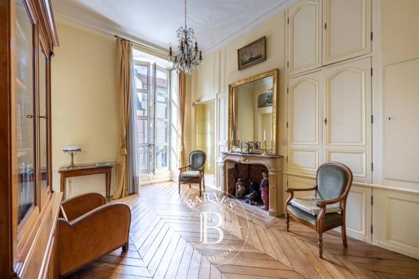 Versailles, Appartement 3 Chambres -  161 m² à vendre
