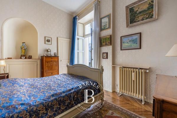 Versailles, Appartement 3 Chambres -  161 m² à vendre