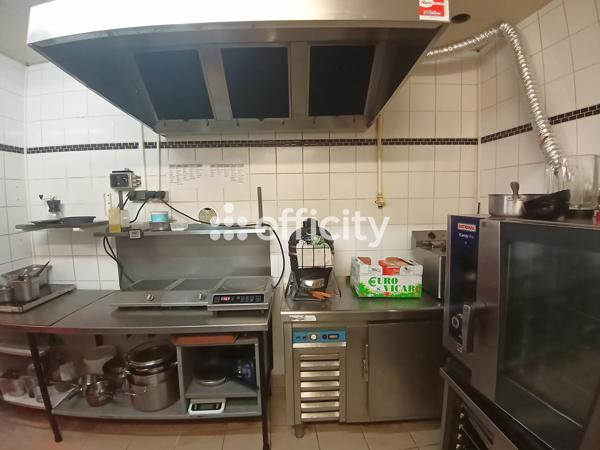 Fonds De Commerce - 68 m²