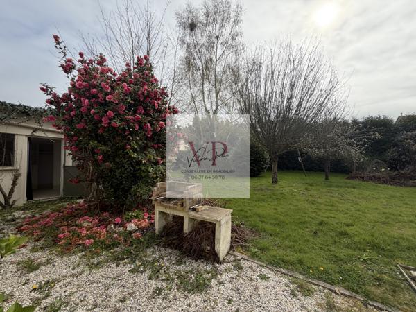 Deauville (14800) Canapville - 7 min Deauville - Maison 39 m² - Terrain 749 m² - Dépendance 10 m² - Garage - Zone UD - Travaux -