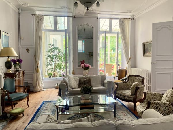 Exceptionnelle maison de maître coeur de St Jean d'Angély Saint-Jean-d'Angély (17400)