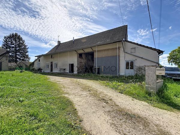 Cuisery : Maison de caractère du XIXe siècle à rénover – Fort potentiel – Terrain de 2 241 m²