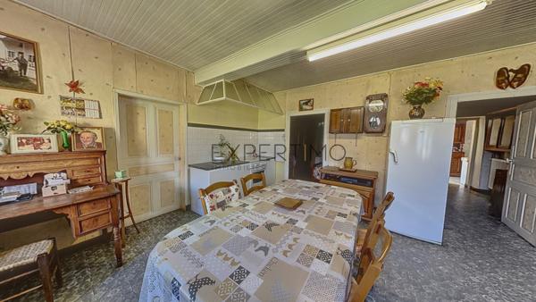 Cuisery : Maison de caractère du XIXe siècle à rénover – Fort potentiel – Terrain de 2 241 m²