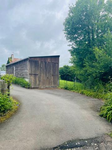 Parking
        
        - 35 m² 15 000 € *