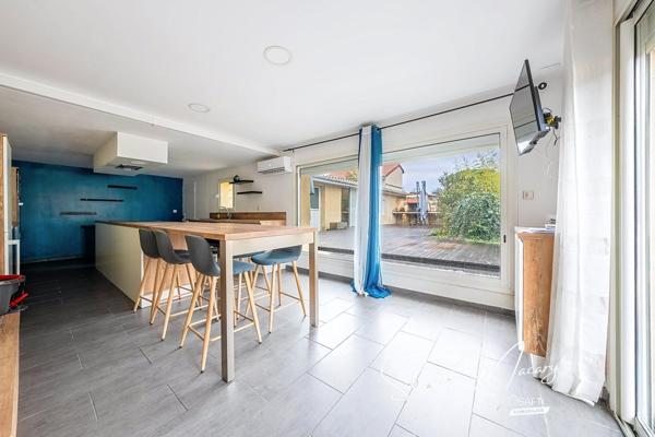 Maison familiale avec piscine et dépendance