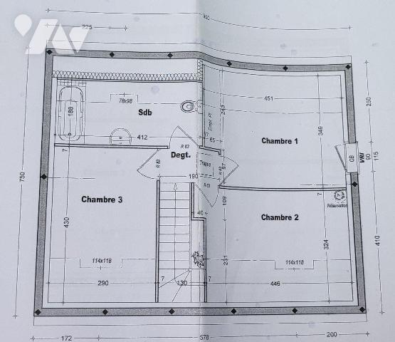 Sur terrain constructible de 990 m², pavillon indépendant de Type 4, comprenant séjour avec coi...