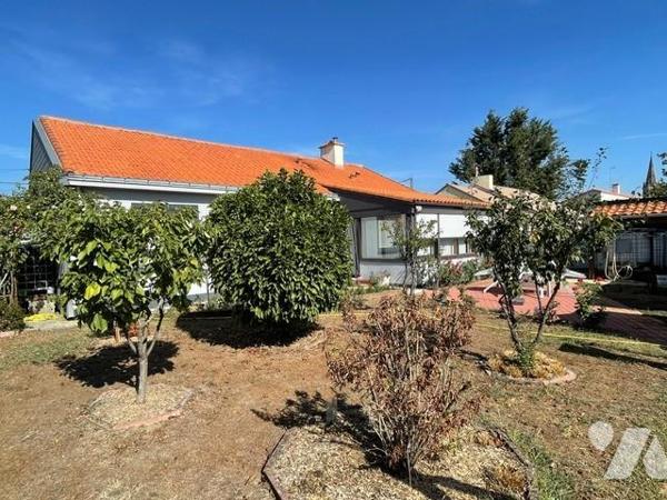 LA CHEVROLIERE , bourg, maison de plain-pied
