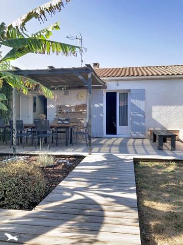 Maison 348 480 € Saint-Pierre-d'Oléron 4 p 103 m² DPE D