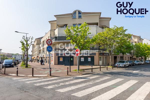 4 Places de parking proche gare Savigny Le Temple