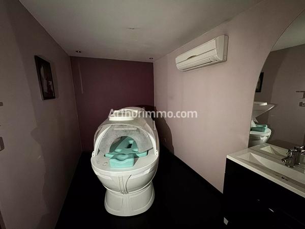 Location Local commercial 5 pièces 56 m2 à Lons-le-Saunier