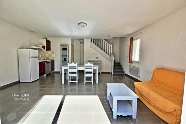 Maison 3 pièces 67 m2 avec terrasse et piscine