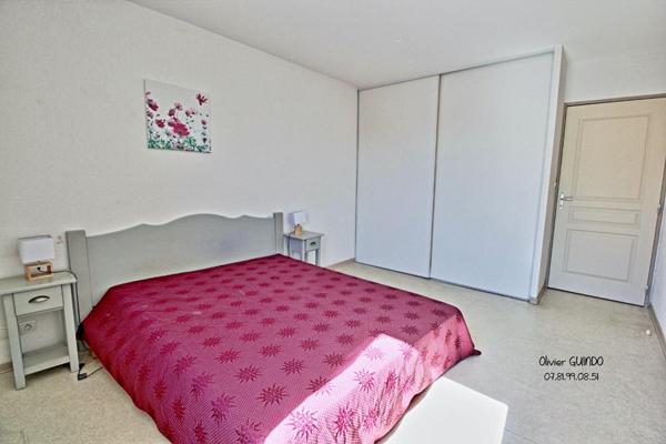 Maison 3 pièces 67 m2 avec terrasse et piscine