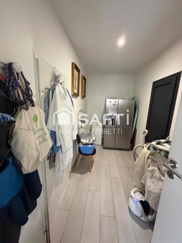MAISON MODERNE 157 M2 SUR TERRAIN 653 M2 AVEC PISCINE ET GARAGE