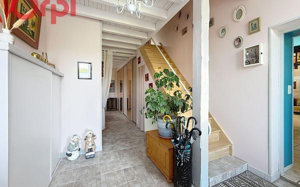 Maison à vendre    5 pièces •  Abrest