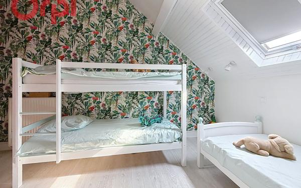 Maison à vendre    5 pièces •  Abrest