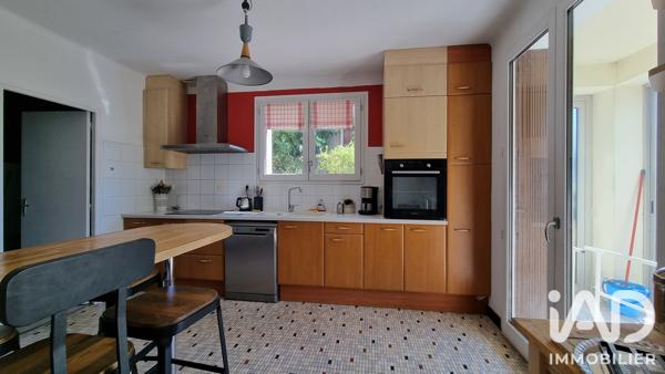 Maison à vendre 6 pièces 157 m² Le Monastère