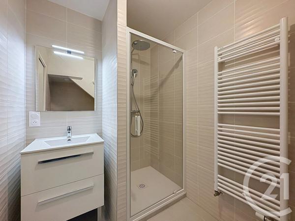 Maison à vendre  3 pièces - 76,21 m 2   LAMBALLE  - 22