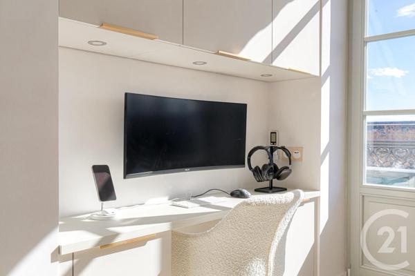 Appartement à vendre  4 pièces - 85,46 m 2   LYON  - 69002