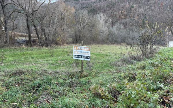 Terrain à vendre    Le Saix