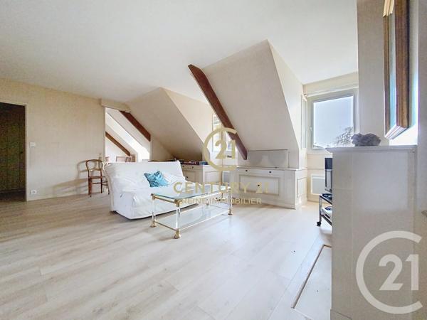 Appartement F3 à vendre  3 pièces - 70 m 2   RENNES  - 35