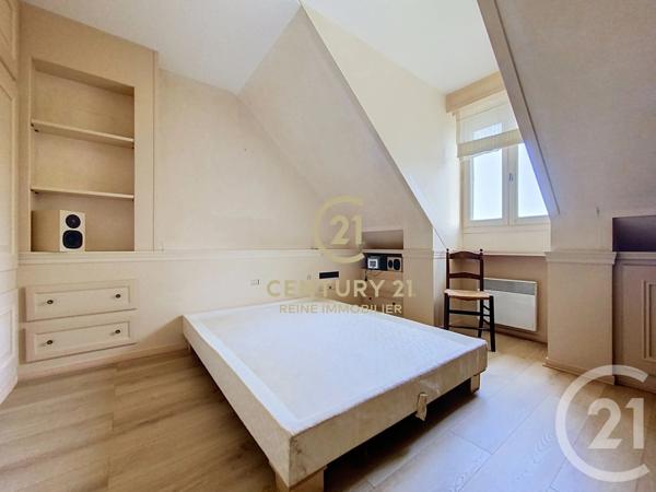 Appartement F3 à vendre  3 pièces - 70 m 2   RENNES  - 35
