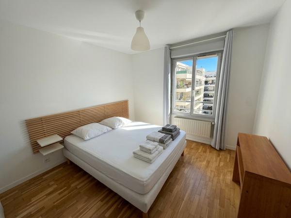 À LOUER - Magnifique T3 meublé de 69 m² avec grande terrasse et vue d'exception | Villeurbanne (Rue Louis Guérin / Proche Tête d'Or)