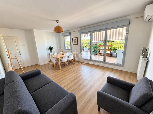 À LOUER - Magnifique T3 meublé de 69 m² avec grande terrasse et vue d'exception | Villeurbanne (Rue Louis Guérin / Proche Tête d'Or)