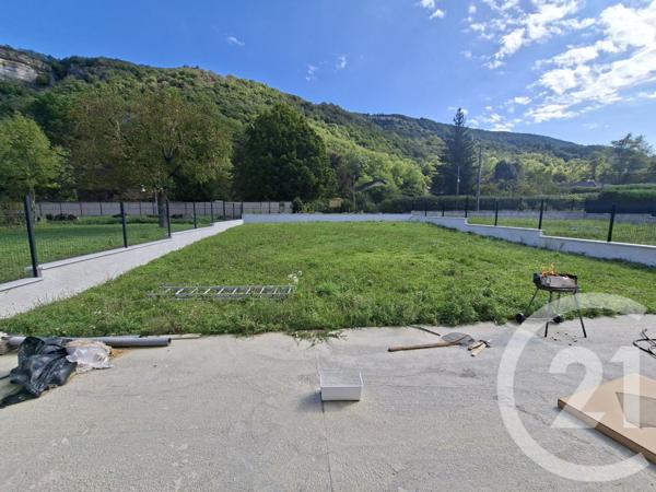 Maison à vendre  5 pièces - 110 m2 SERRIERES DE BRIORD - 01