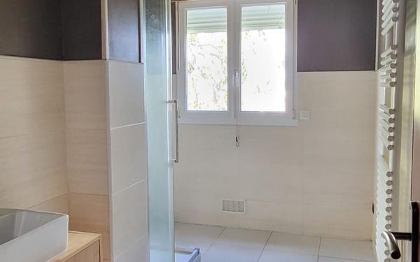 Appartement à vendre    3 pièces •  Étampes