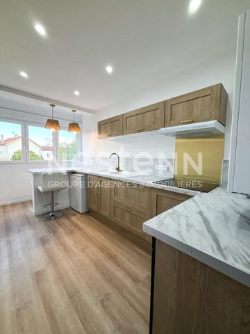 Appartement rénové - 3 chambres - Garage - 1er étage - Belleville sur Meuse