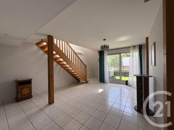 Maison à vendre  5 pièces - 66,06 m 2   PLOEREN  - 56