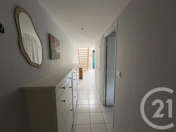 Maison à vendre  5 pièces - 66,06 m 2   PLOEREN  - 56