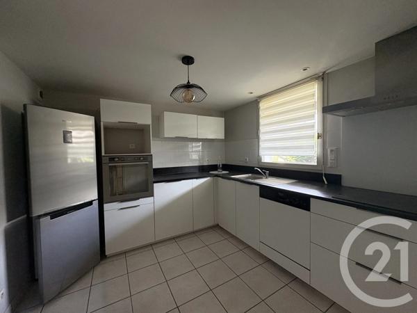 Maison à vendre  5 pièces - 66,06 m 2   PLOEREN  - 56