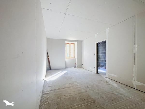 Maison 87 920 € Saint-Yrieix-la-Perche 5 p 100 m² DPE