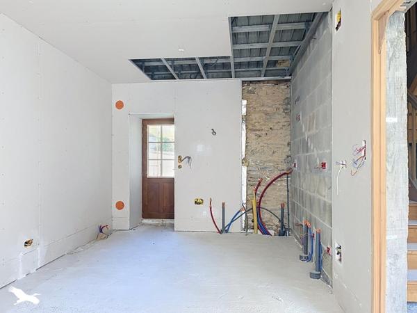 Maison 87 920 € Saint-Yrieix-la-Perche 5 p 100 m² DPE