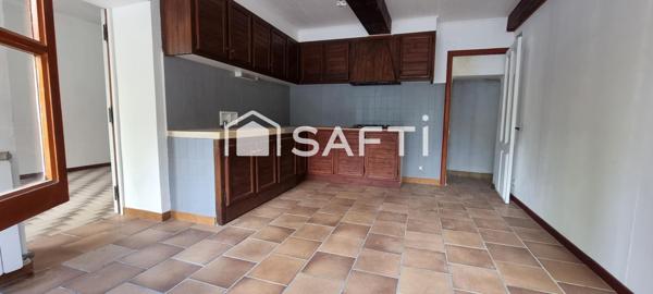 Village tous commerces, 3 chambres, garage