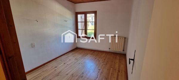 Village tous commerces, 3 chambres, garage