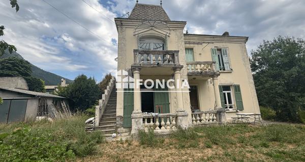 À vendre Maison 6 pièces 120 m² - Digne-les-bains 04000