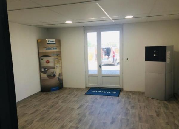 Local Commercial 5 pièces - 105 m² Exclusivité efficity