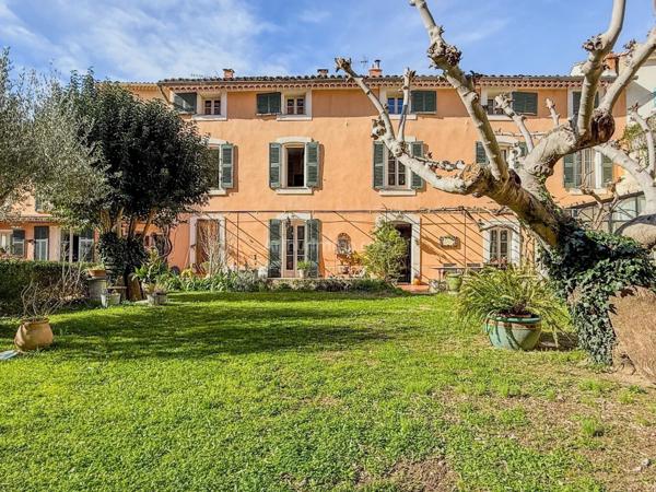 Vente Maison de ville 9 pièces 256 m2 à Draguignan