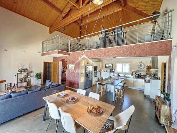 Millau (12100) VILLA TYPE 6 DE 199 M² SUR SON TERRAIN DE 2122 M²