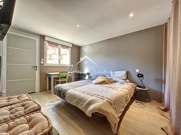 Millau (12100) VILLA TYPE 6 DE 199 M² SUR SON TERRAIN DE 2122 M²