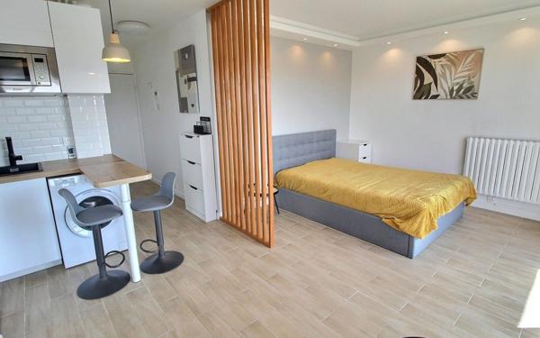 Appartement à vendre    1 pièce • 25,01 m2 Vincennes